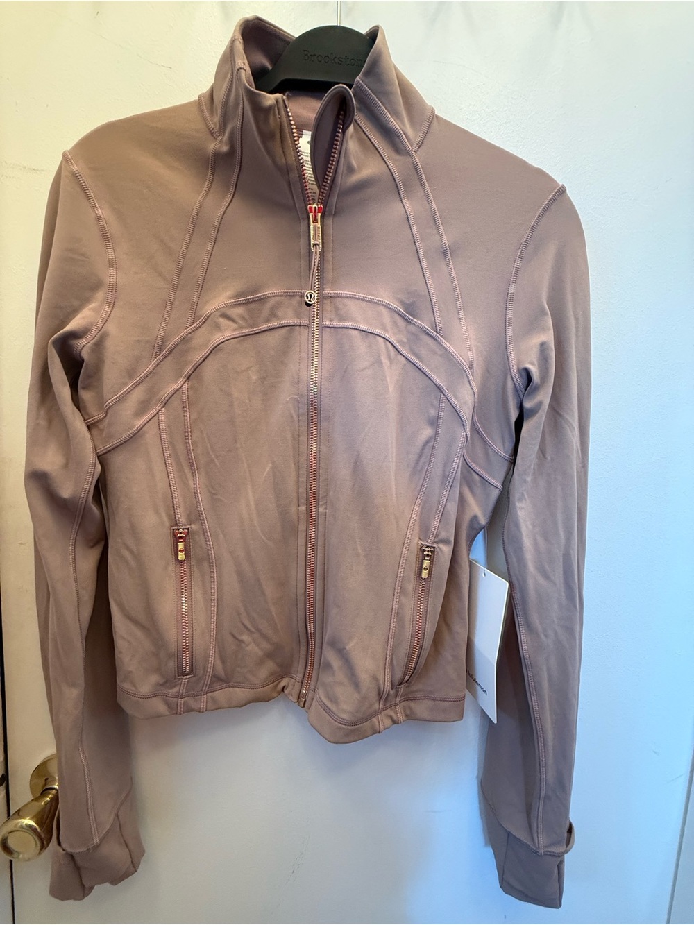 Lululemon Define Cropped Nulu Jacket in Ashen Rose Sz 10 with Rose Gold Zipper